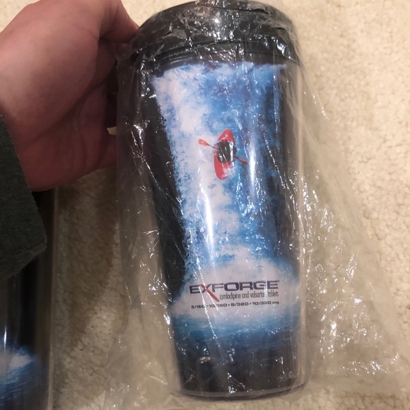 Drink Cups - Picture 3 of 5